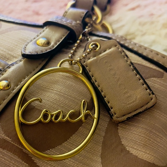 COACH Alexandra Signature C Gorgeous Canvas Cream and Tan Shoulder handbag. - Picture 10 of 16